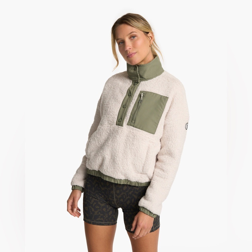 NWT Vuori Cozy Sherpa Popover Dune Size Large VW549 - Picture 5 of 16